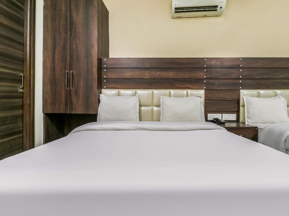 Oyo 1977 Hotel Grand Galaxy Amritsar Exteriör bild
