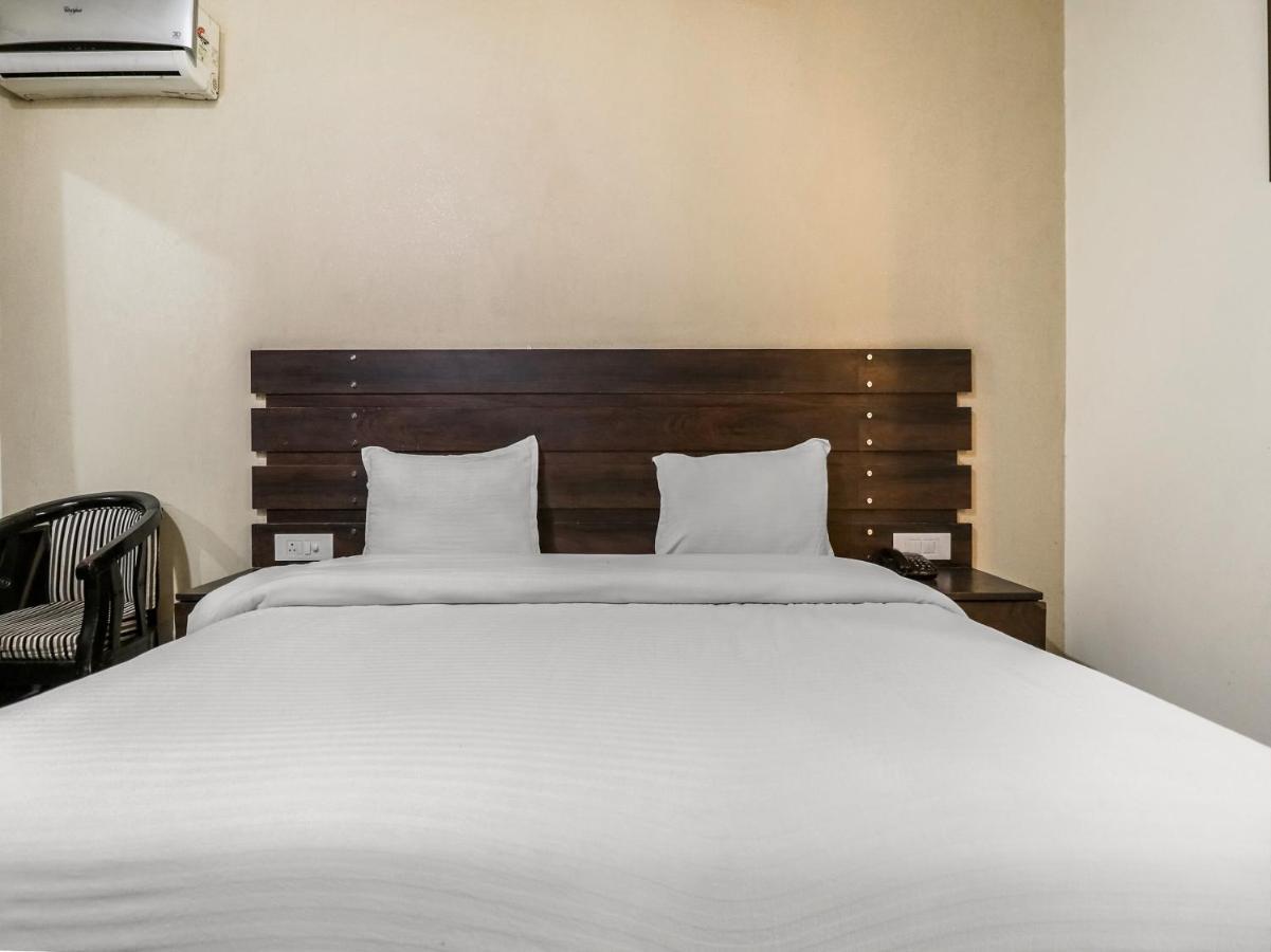 Oyo 1977 Hotel Grand Galaxy Amritsar Exteriör bild